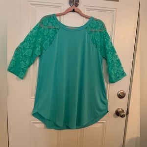 Zenana Mint Lace Half Sleeve Round Neck Round Hem Top